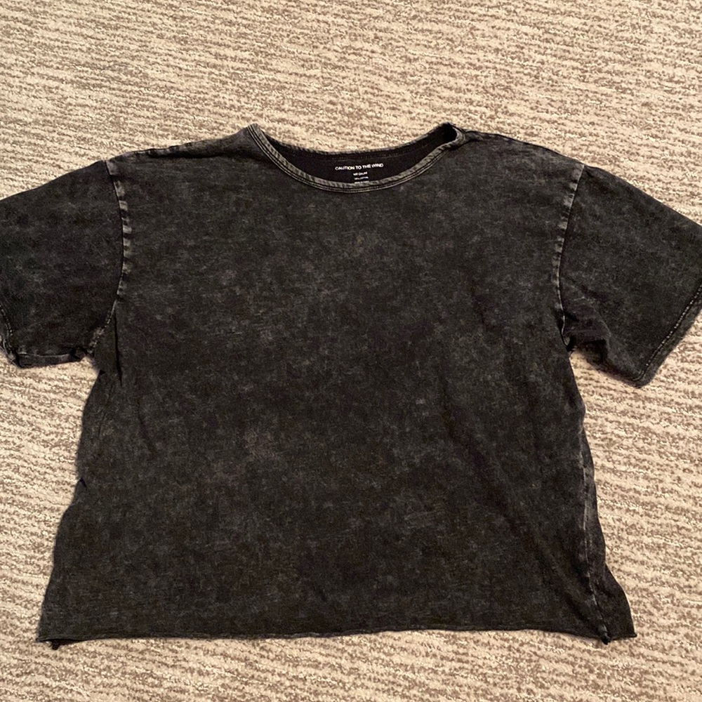 Caution to the wind Crop tee